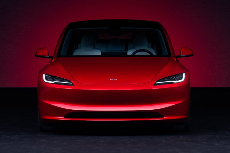 De Gefacelifte Tesla Model 3: Nu Te Leasen bij Van Driel Lease!